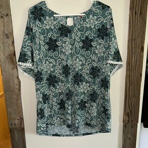 SJS Floral Lace Women’s Top - Teal Black & White Bell Sleeves With Lace Trim